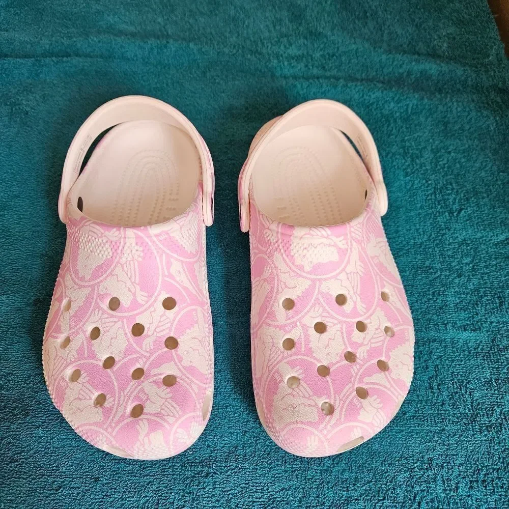 Crocs Kids Classic Duke Print Clogs